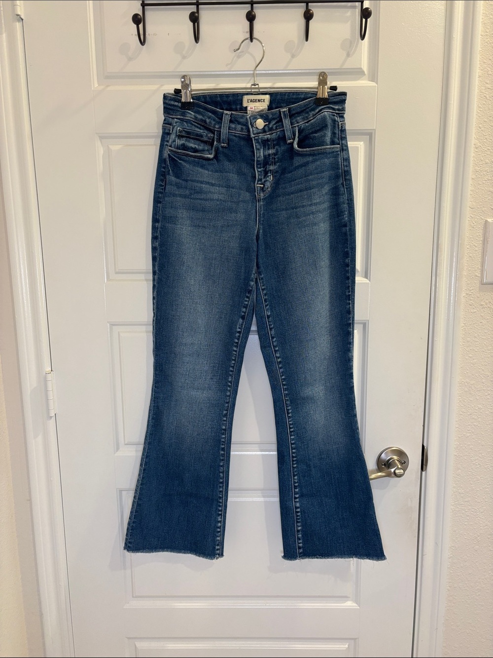 L’AGENCE Kendra High Rise Cropped Flare Jeans Cambridge Wash Size 24